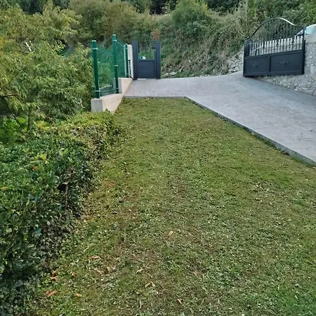 El Paraje De La Fuente *